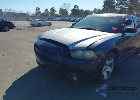 2013 Dodge Charger Police z USA, uszkodzony, nr VIN 2C3CDXAT6DH721951